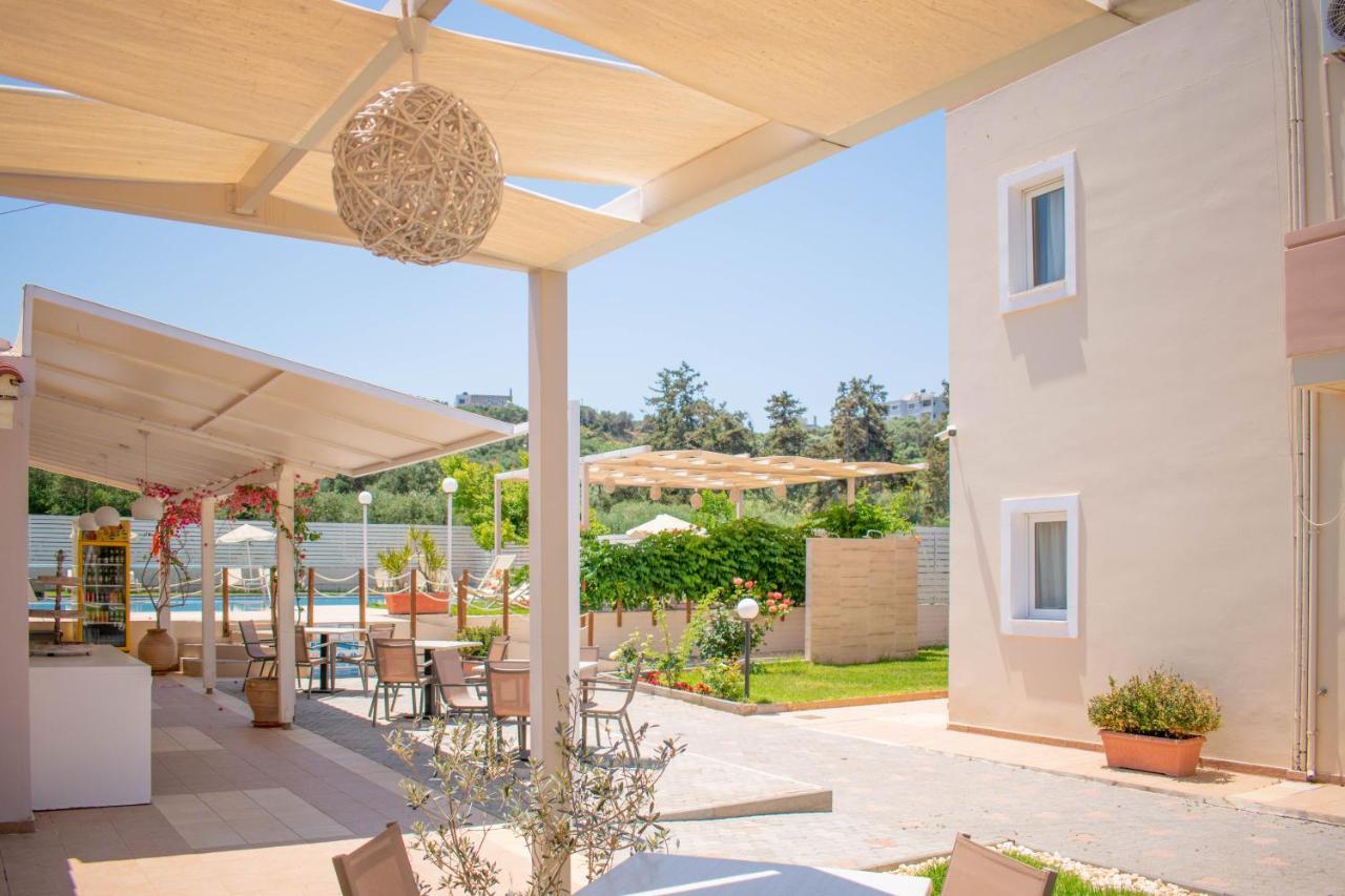Evdokia Αpartments & Dimitra Village Agia Marina 외부 사진