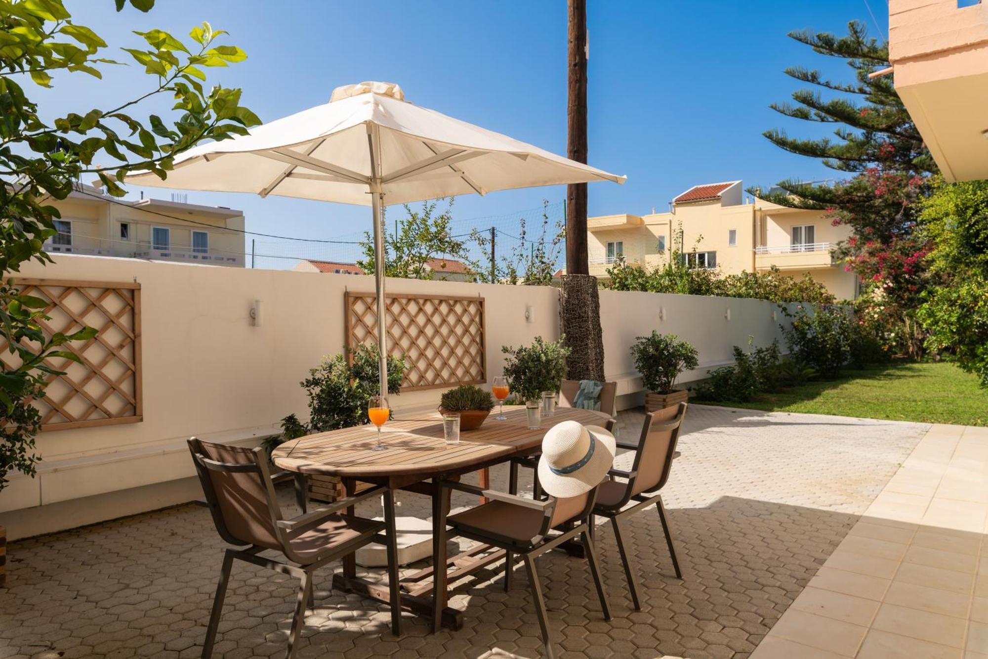 Evdokia Αpartments & Dimitra Village Agia Marina 외부 사진