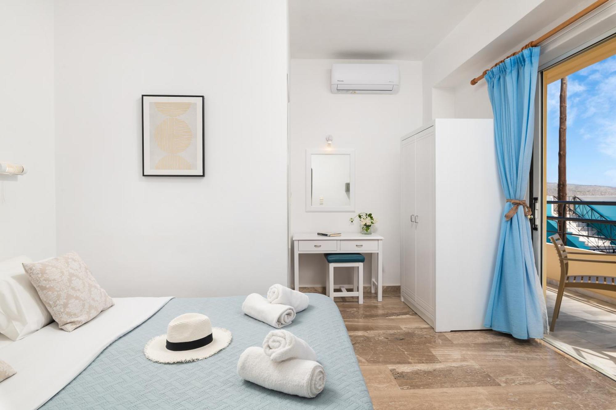 Evdokia Αpartments & Dimitra Village Agia Marina 외부 사진